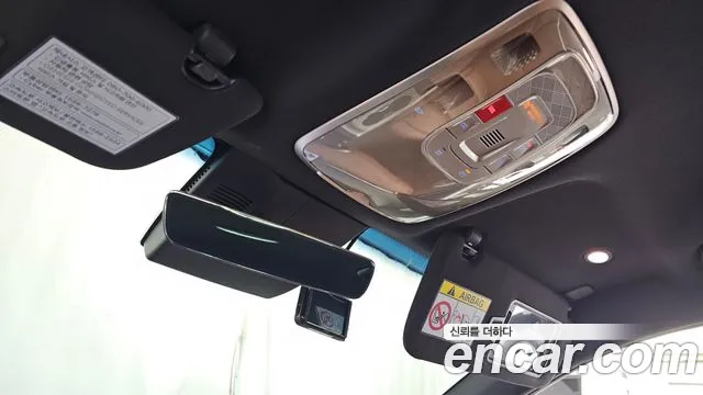 Genesis GV70 — Фото автомобиля 17