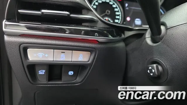 Genesis G80 Бензин 2.5 турбо 2WD — Фото автомобиля 20