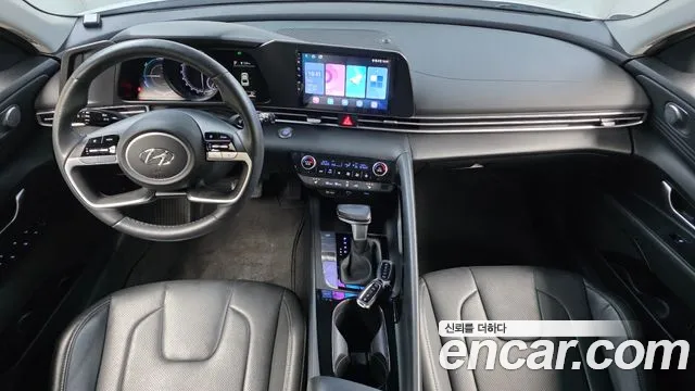 Hyundai Avante CN7 — Фото автомобиля 10