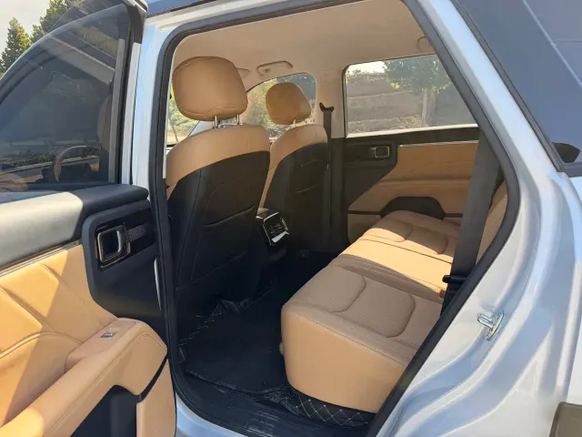 Wuling Starlight 560 — Фото автомобиля 9