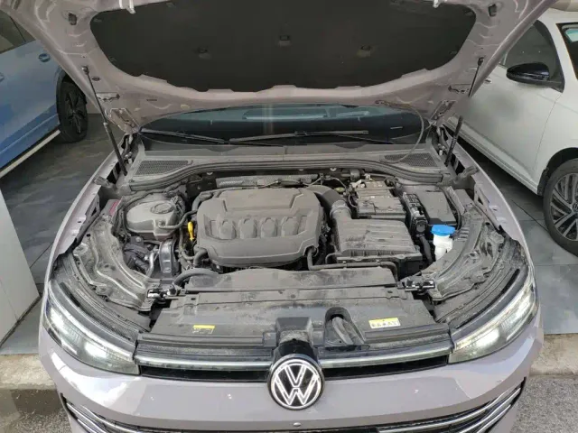 Volkswagen Passat — Фото автомобиля 15
