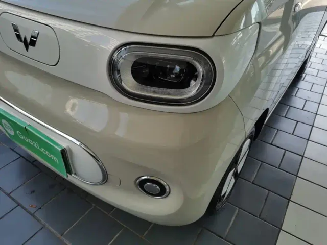 Wuling Hongguang Mini EV — Фото автомобиля 23