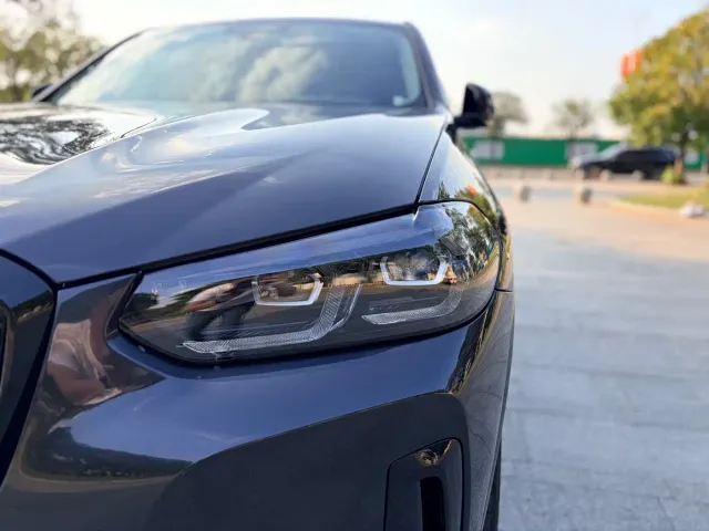 BMW iX3 — Фото автомобиля 8