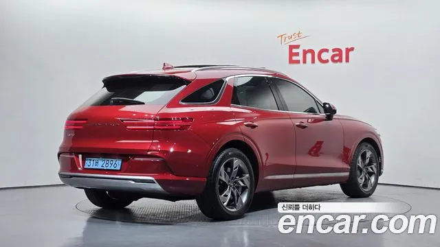 Genesis GV70 Electrified — Фото автомобиля 2