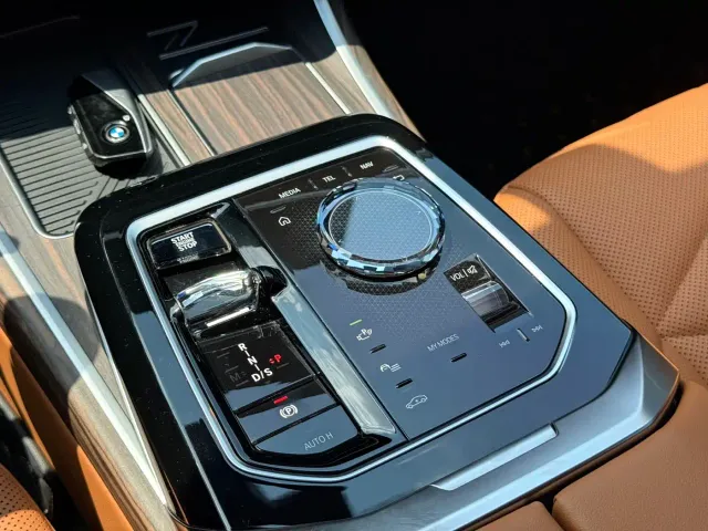 BMW 7 Series — Фото автомобиля 6