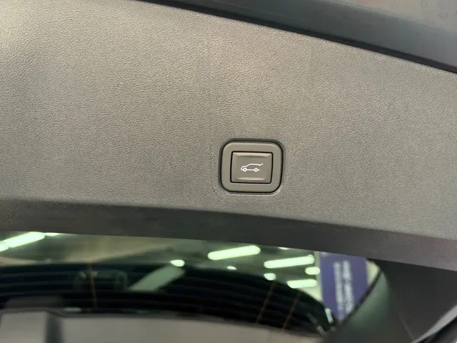 Cadillac XT5 — Фото автомобиля 7
