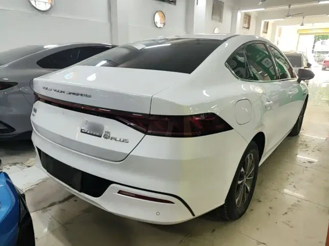 BYD Qin PLUS — Фото автомобиля 6
