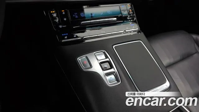Hyundai Grandeur Новый Grandeur IG 3.0 LPi (Для проката) — Фото автомобиля 9