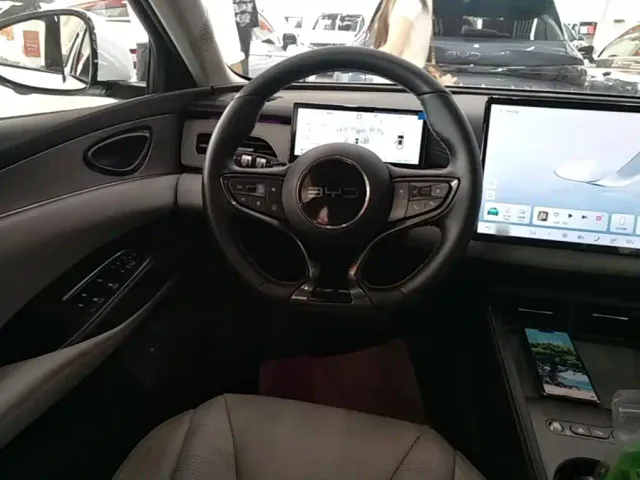 BYD Seal 06 DM-i Touring — Фото автомобиля 10