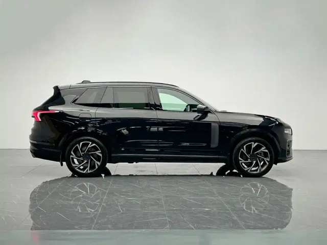 Lynk & Co 09 EM-P — Фото автомобиля 7