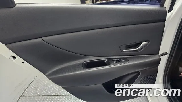 Hyundai AVANTE Avante (CN7) — Фото автомобиля 24
