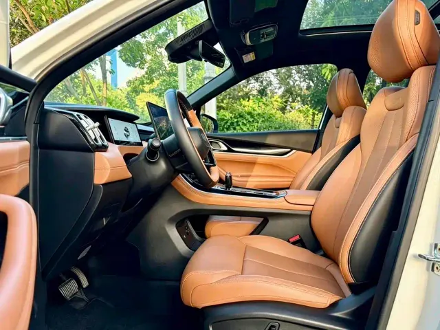 Geely Boyue L — Фото автомобиля 7