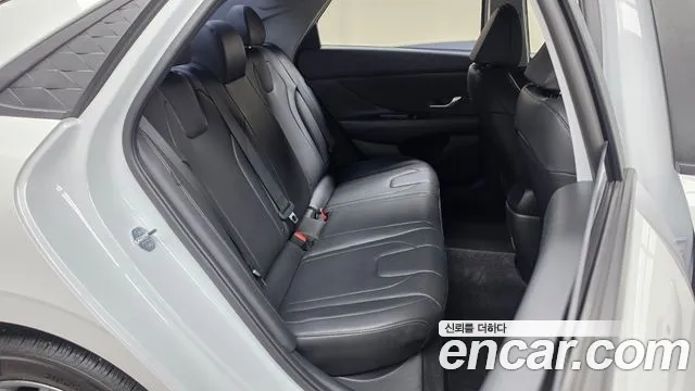 Hyundai Avante — Фото автомобиля 18
