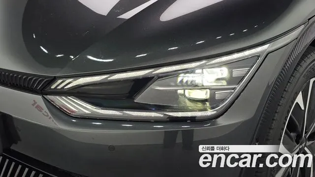 Kia EV6 — Фото автомобиля 22