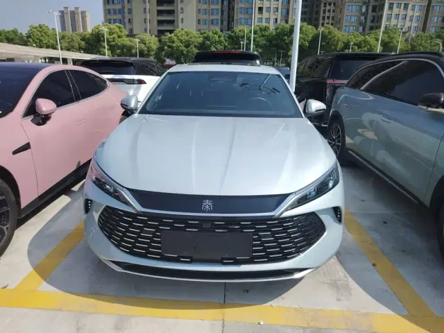 BYD Qin L — Фото автомобиля 2