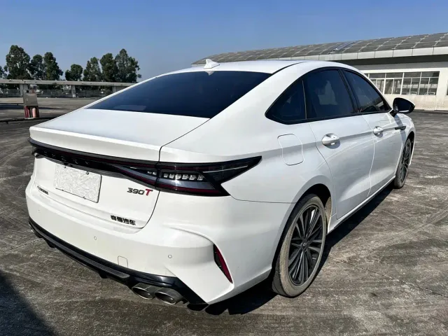 Chery Arrizo 8 — Фото автомобиля 12