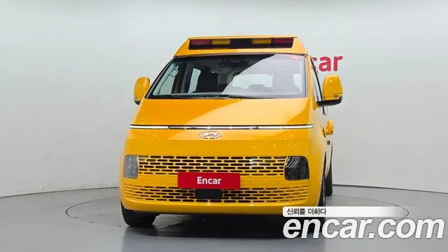 Hyundai Staria Staria L3.5 Школьный автобус — Фото автомобиля 3
