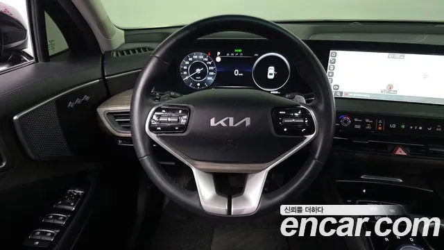 Kia K8 — Фото автомобиля 11