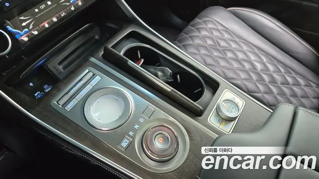 Genesis GV80 — Фото автомобиля 9