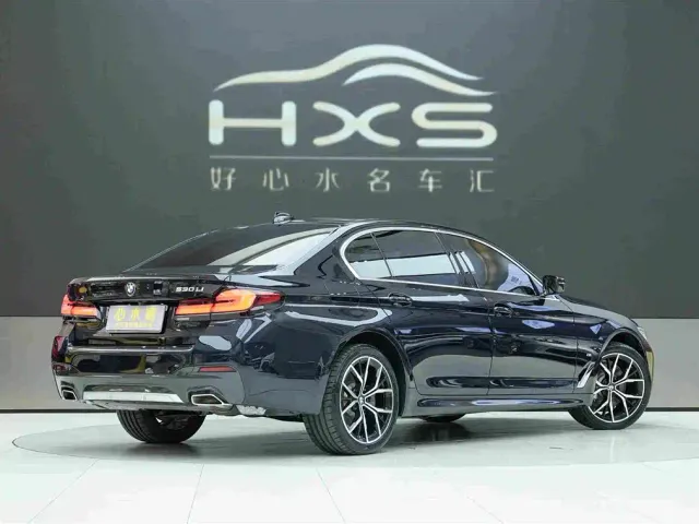 BMW 5 Series — Фото автомобиля 3