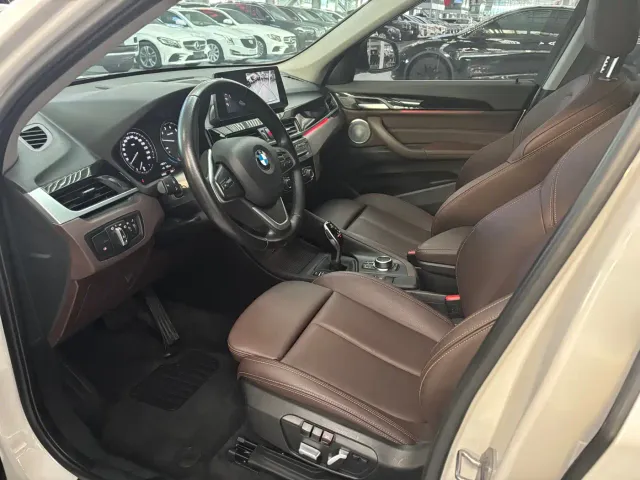 BMW X1 — Фото автомобиля 4