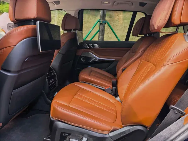BMW X7 — Фото автомобиля 5