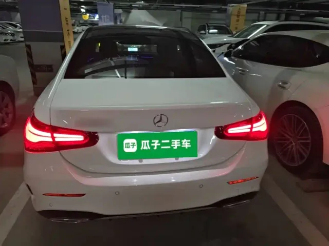 Mercedes-Benz Mercedes-Benz A-Class 2023 A 200 L Fashion — Фото автомобиля 5