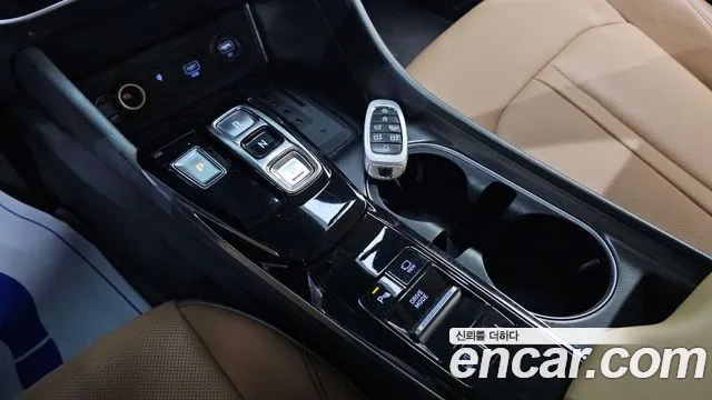 Hyundai Sonata Inspiration — Фото автомобиля 9