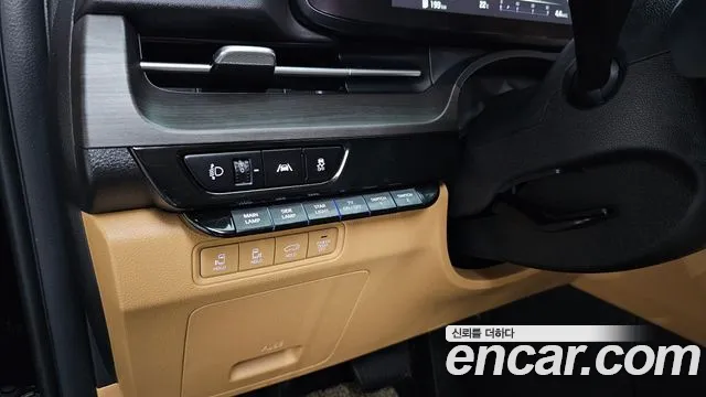 Kia Canival — Фото автомобиля 26