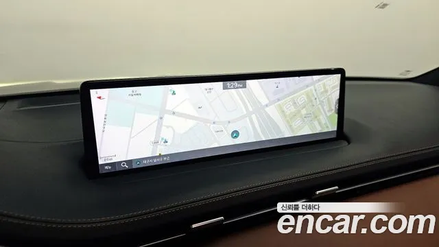 Genesis GV70 2.5T Бензин 2WD — Фото автомобиля 13