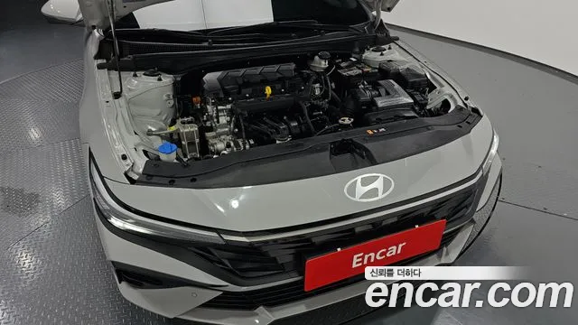 Hyundai Avante CN7 — Фото автомобиля 9