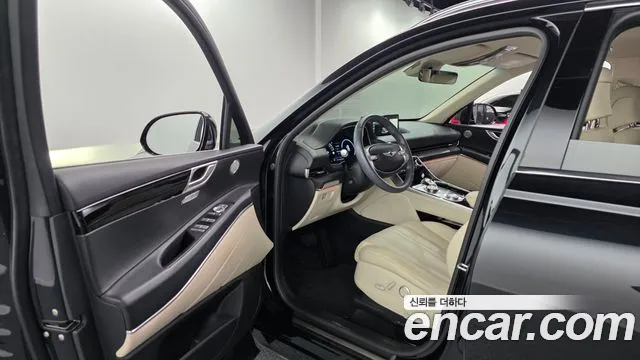 Genesis GV80 — Фото автомобиля 15