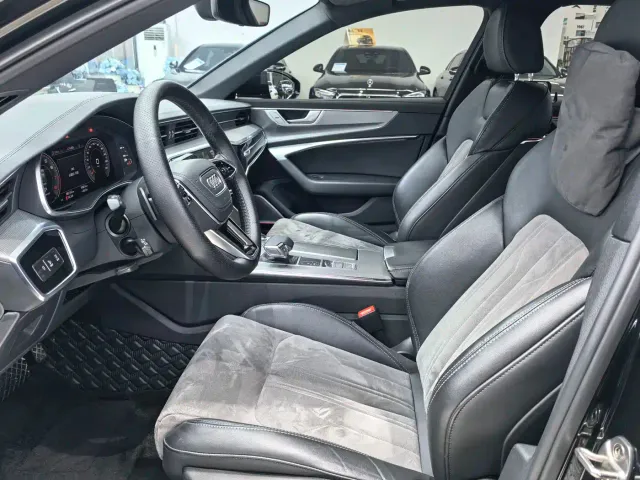 Audi A6L — Фото автомобиля 10