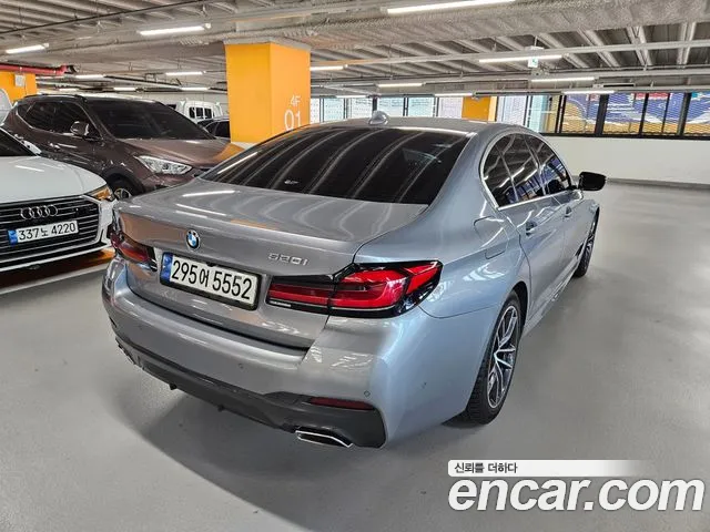 BMW 5 Series G30 — Фото автомобиля 6