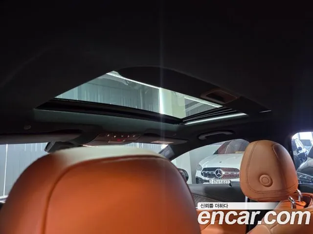 Mercedes-Benz CLS-Class — Фото автомобиля 13