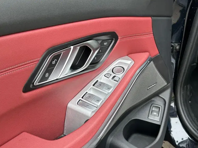 BMW 3 Series — Фото автомобиля 4