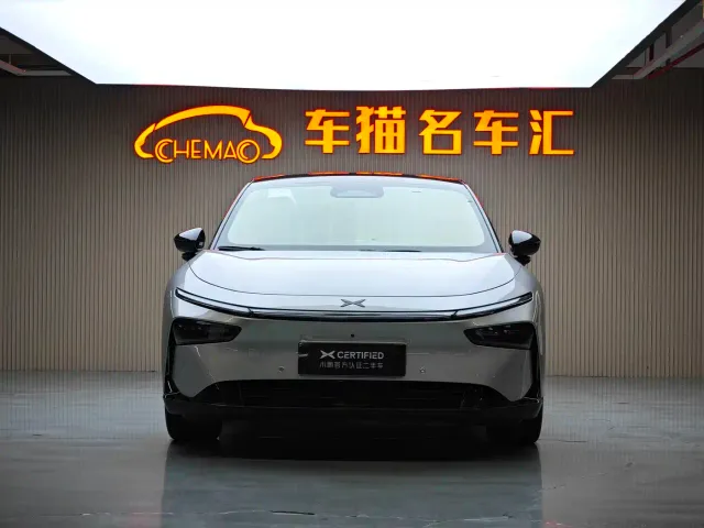Xpeng P7+ — Фото автомобиля 2
