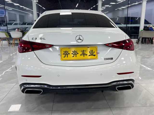 Mercedes-Benz C-Class — Фото автомобиля 6