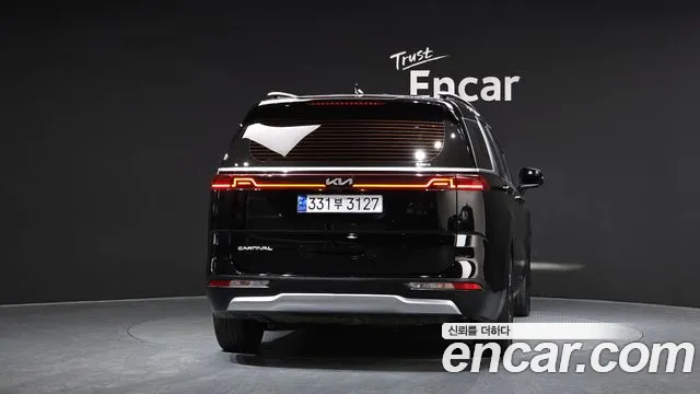 Kia Canival Carnival 4 поколение 9 мест Prestige — Фото автомобиля 4