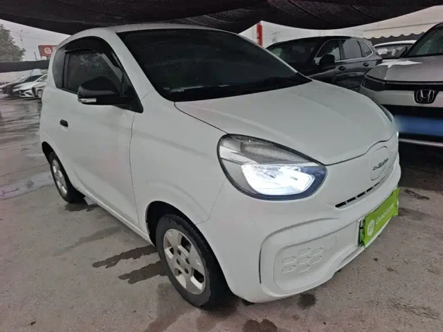 Roewe Clever — Фото автомобиля 3