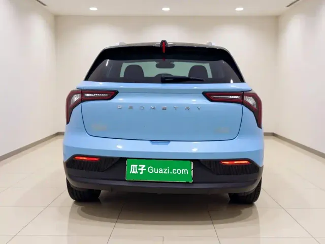 Geely Geometry E Firefly — Фото автомобиля 5