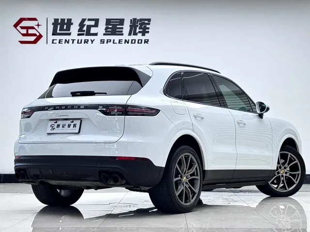 Porsche Cayenne — Фото автомобиля 4