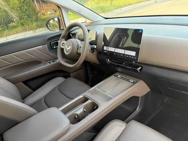 Wuling Starlight 730 — Фото автомобиля 10
