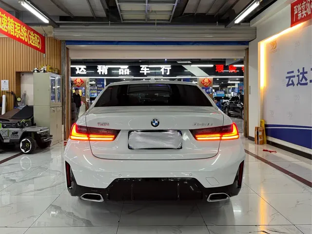 BMW 3 Series — Фото автомобиля 4