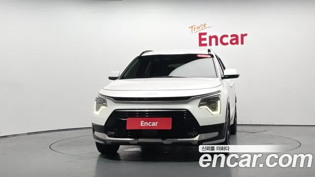 Kia Niro The All New Niro Signature — Фото автомобиля 3