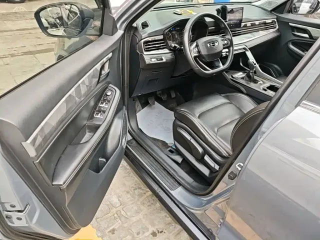 Geely Vision X6 — Фото автомобиля 15