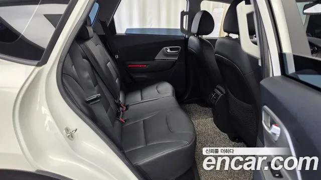 Kia Niro Niro Plus Air — Фото автомобиля 10