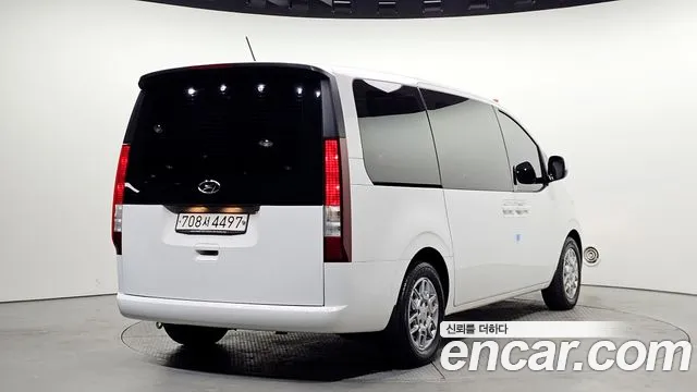 Hyundai Staria Staria Tourer 11 мест — Фото автомобиля 2