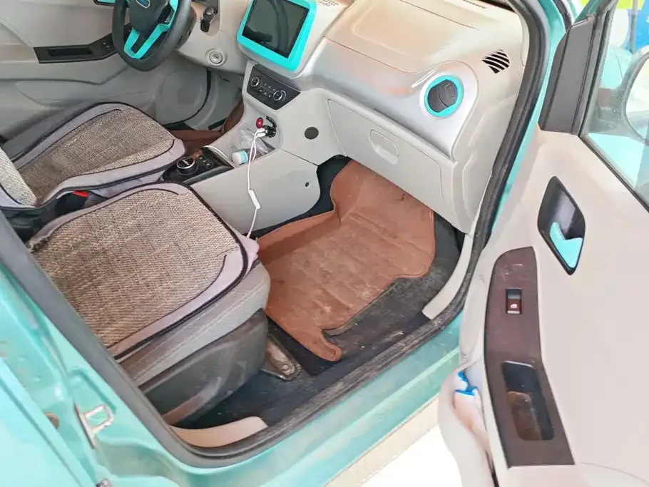 JMCG New Energy Little Kirin 2023 Model Lucky Edition 201km Comfort — Фото автомобиля 8