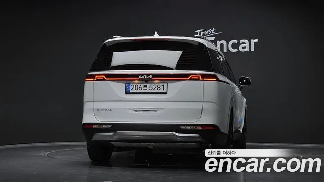 Kia Canival Carnival 4 поколение Бензин 9 мест Signature — Фото автомобиля 4